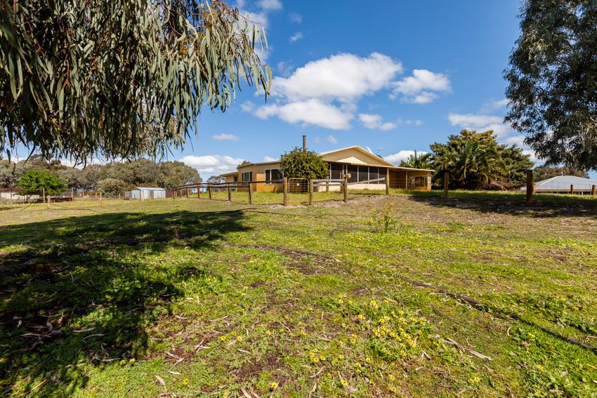 899 Elliott Road, Keysbrook WA 6126, Image 2