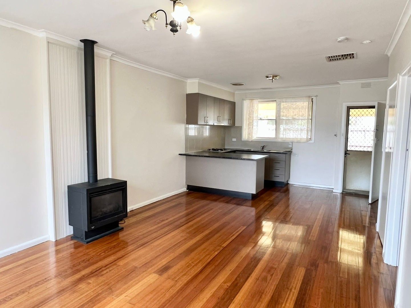 3/1475 Heatherton Road, Dandenong North VIC 3175 Apartment For Rent