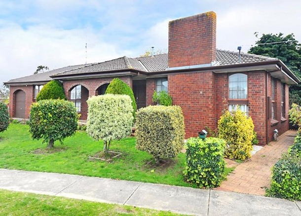 16 Beverin Street, Sebastopol VIC 3356