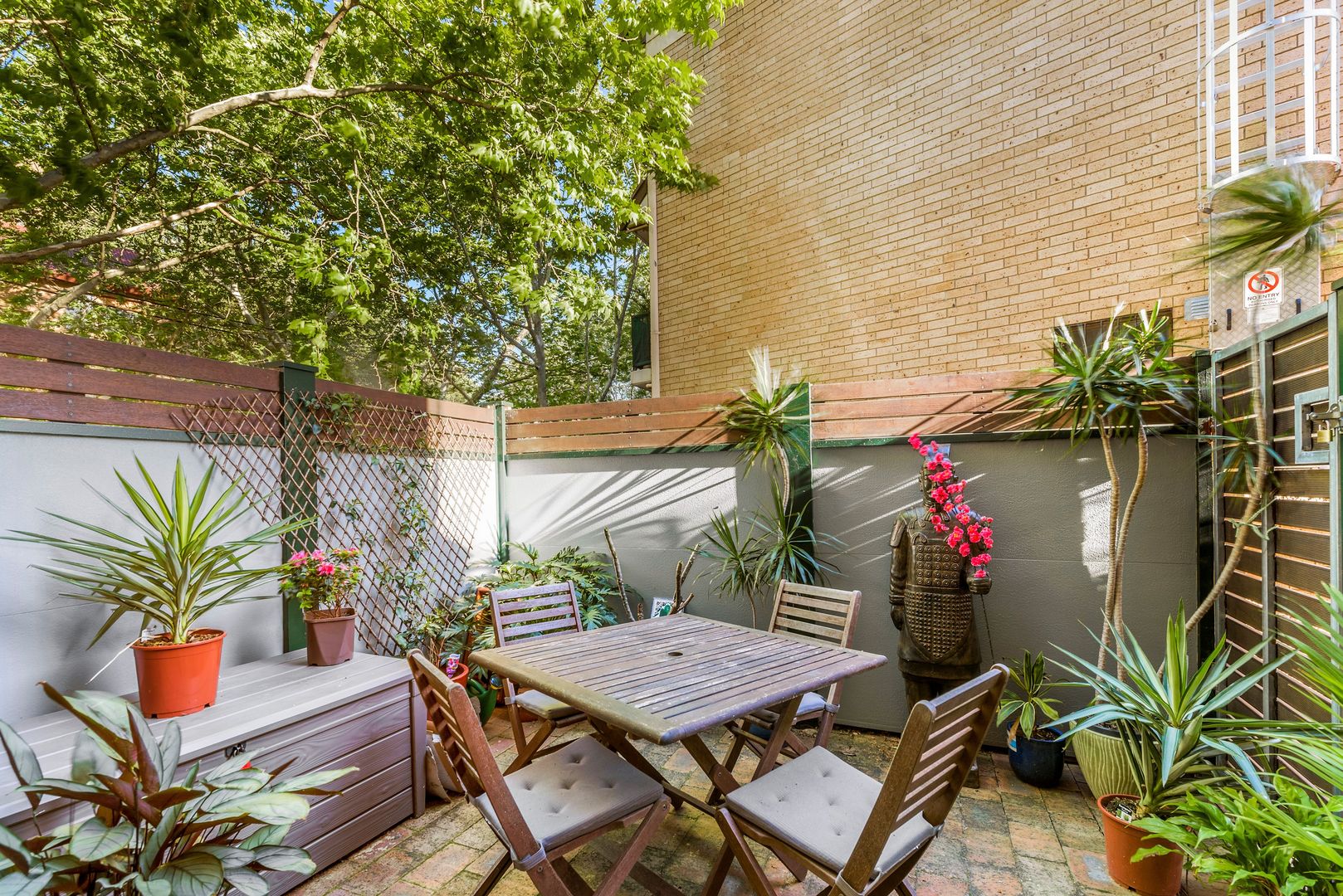 36/4 Goodlet Street, Surry Hills NSW 2010, Image 2