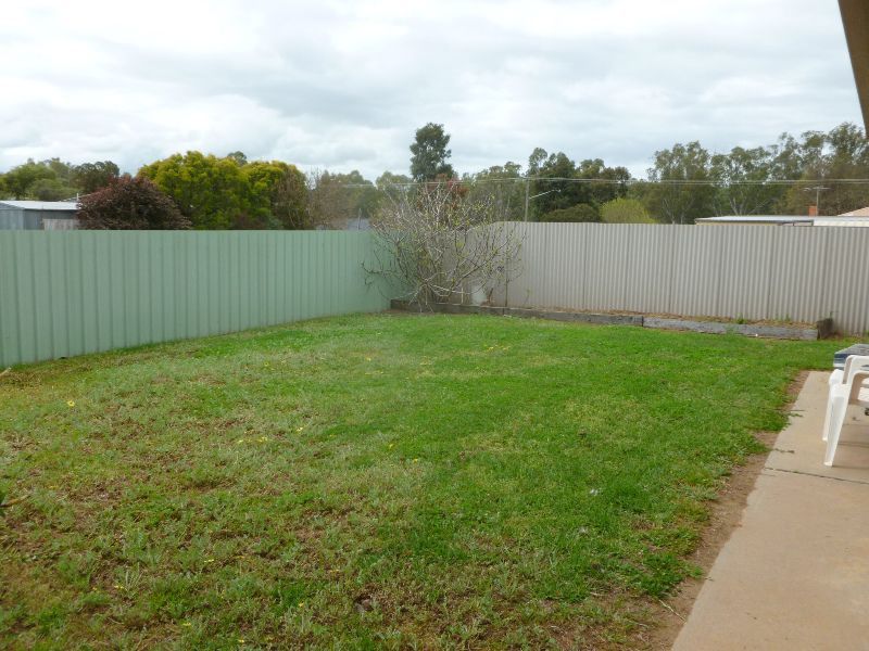 2 230 Hume Street, COROWA NSW 2646, Image 2