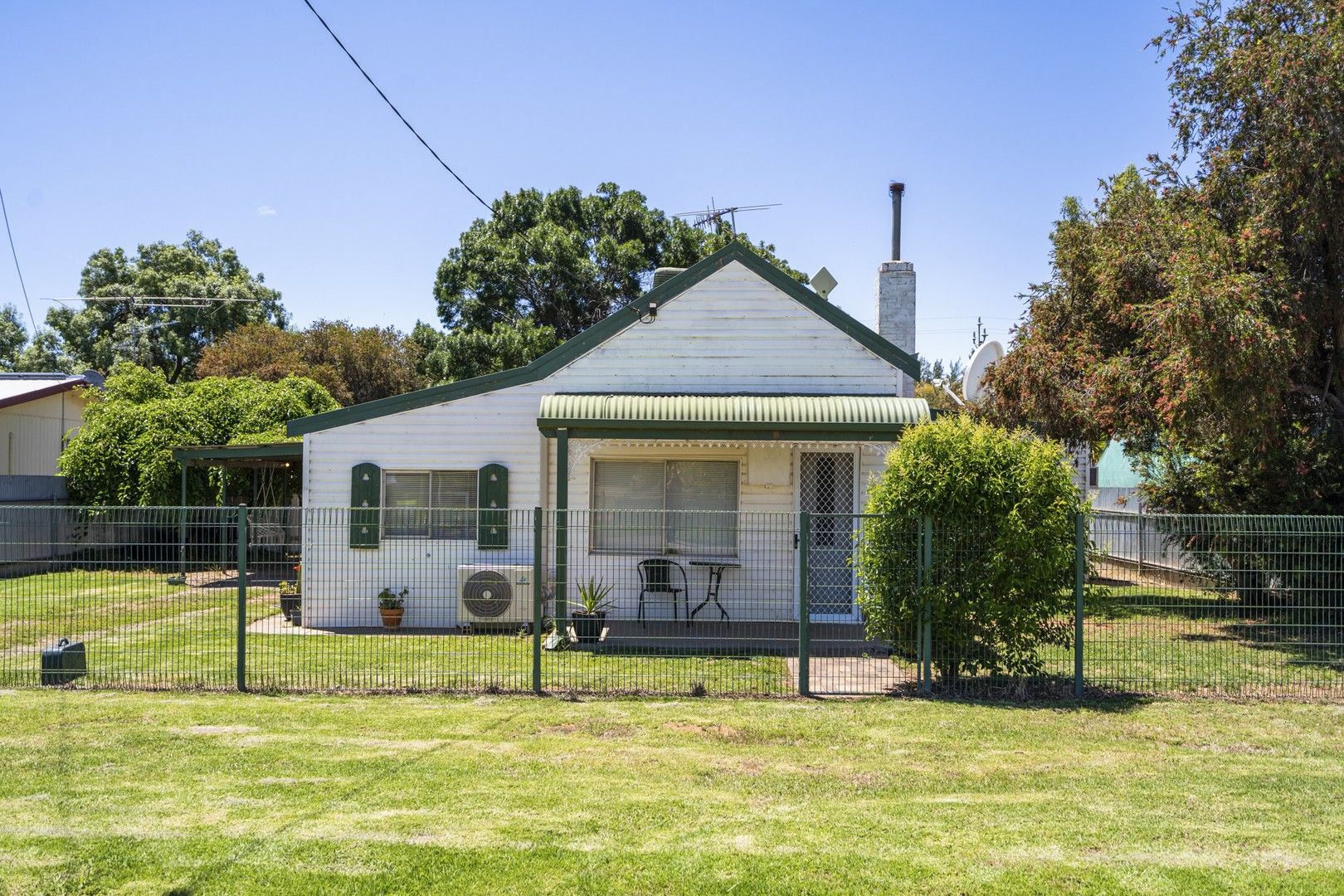 7 Brisbane Street, Wamoon NSW 2705, Image 0