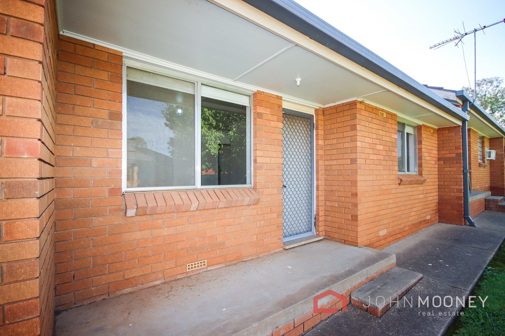 3/8 Joyes Place, Tolland NSW 2650, Image 0