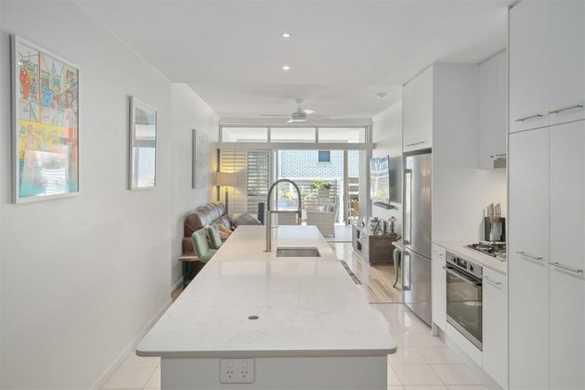 7/200 Riding Road Balmoral 4171 - Image 4