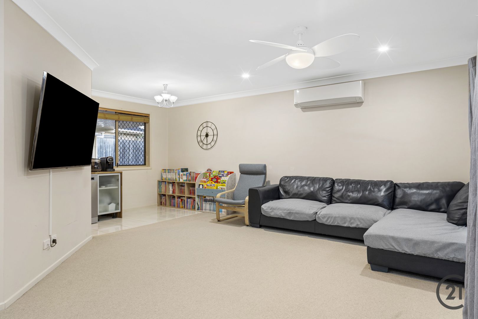 30 Benjamina Circuit, Regents Park QLD 4118, Image 2