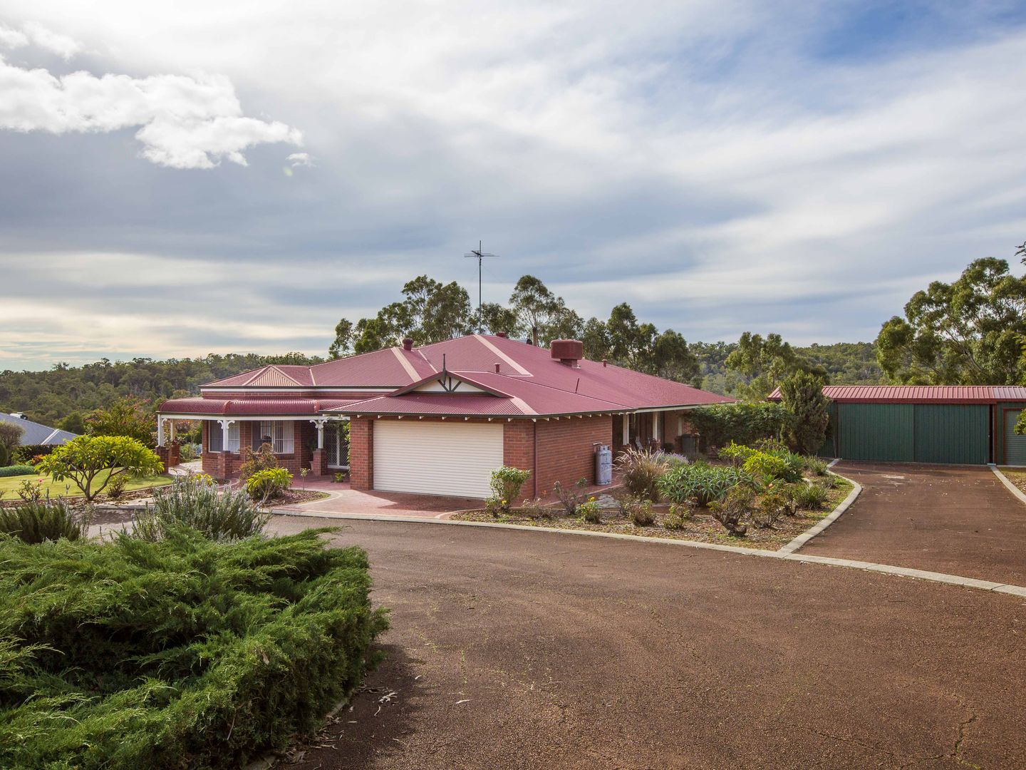 33 LOGUE ROAD, Harvey WA 6220 House For Sale Domain