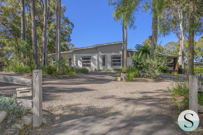 Picture of 7 Leeboard Close, MURRAYS BEACH NSW 2281