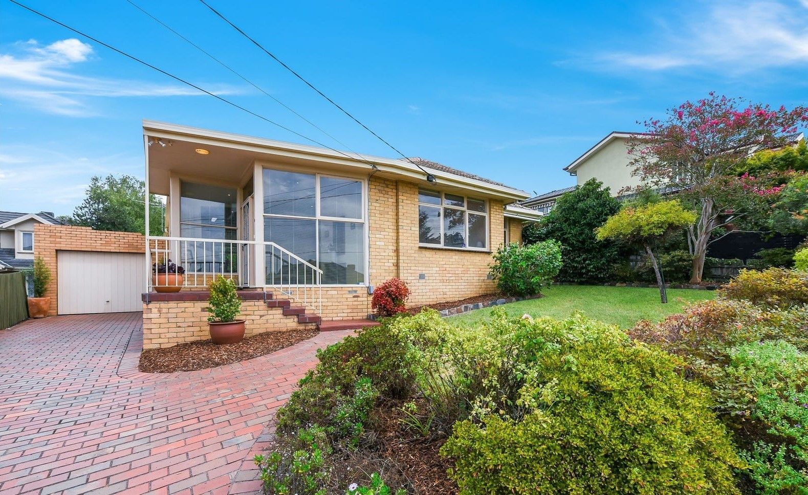 25 Glen Court, Glen Waverley VIC 3150, Image 1