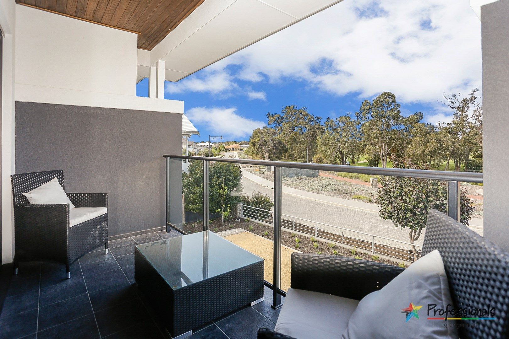 32 Portmarnock Drive, The Vines WA 6069, Image 0