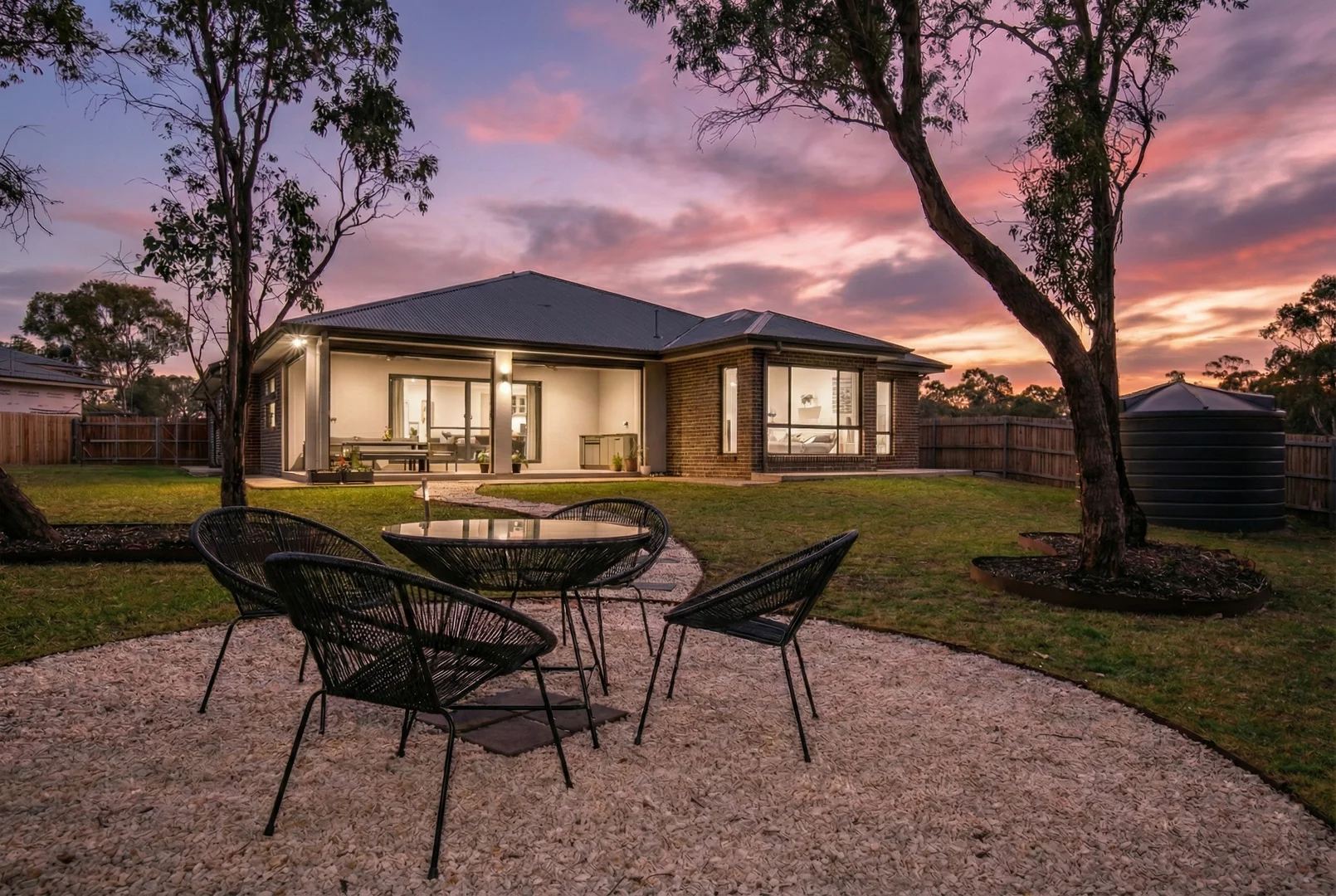 Additional image 14 of 32 Campbell Parade, Armidale NSW 2350