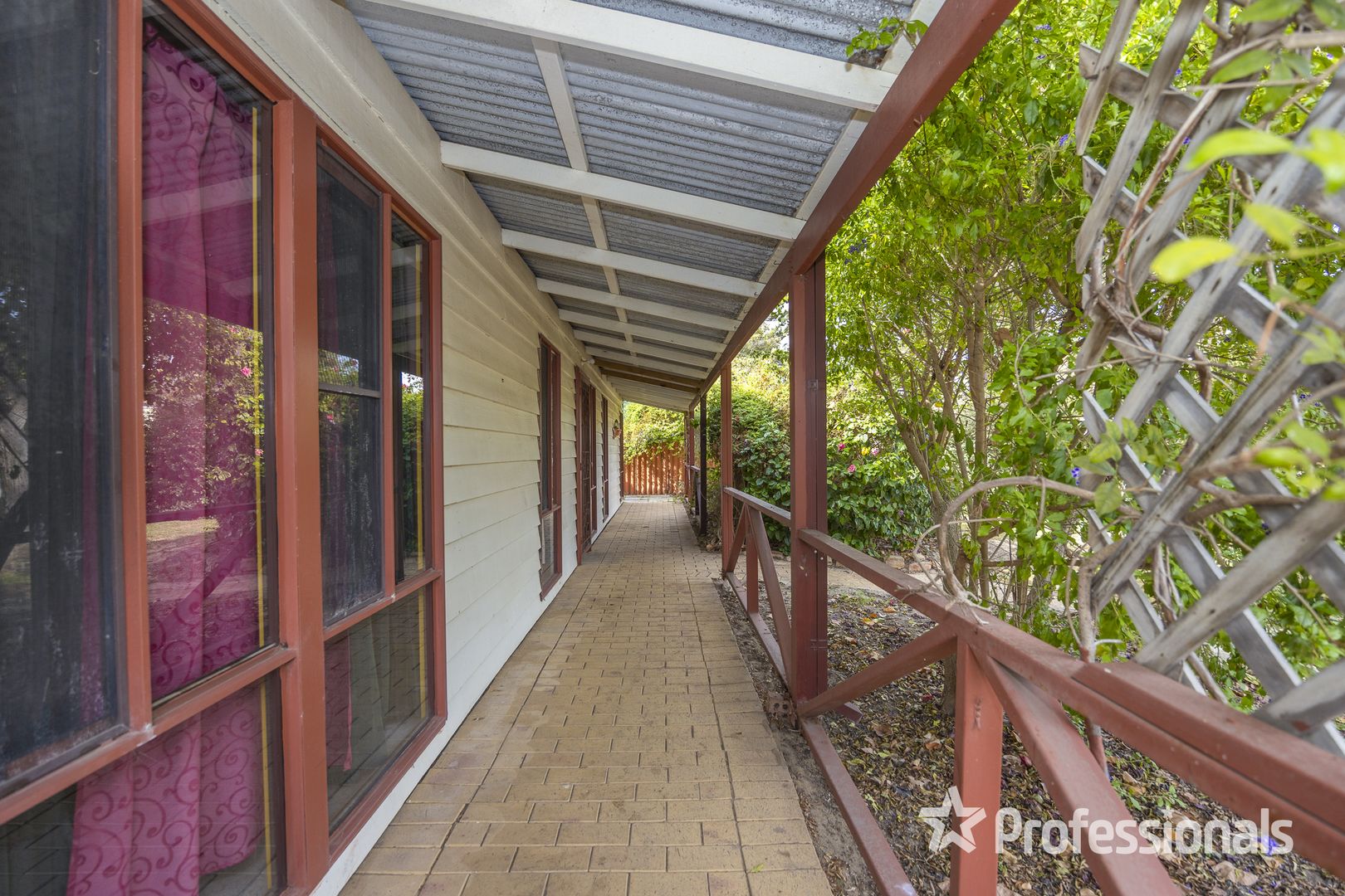 20 Kaiber Avenue, Yanchep WA 6035, Image 2