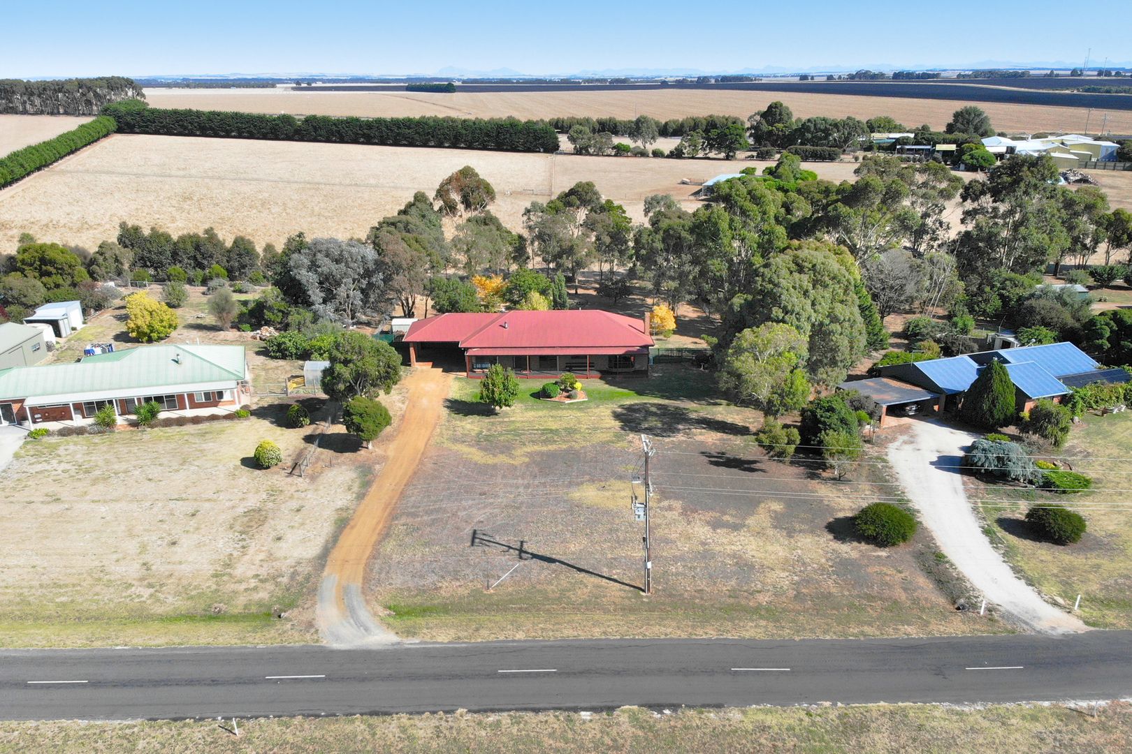 46 South Beach Road, Lake Bolac VIC 3351, Image 1