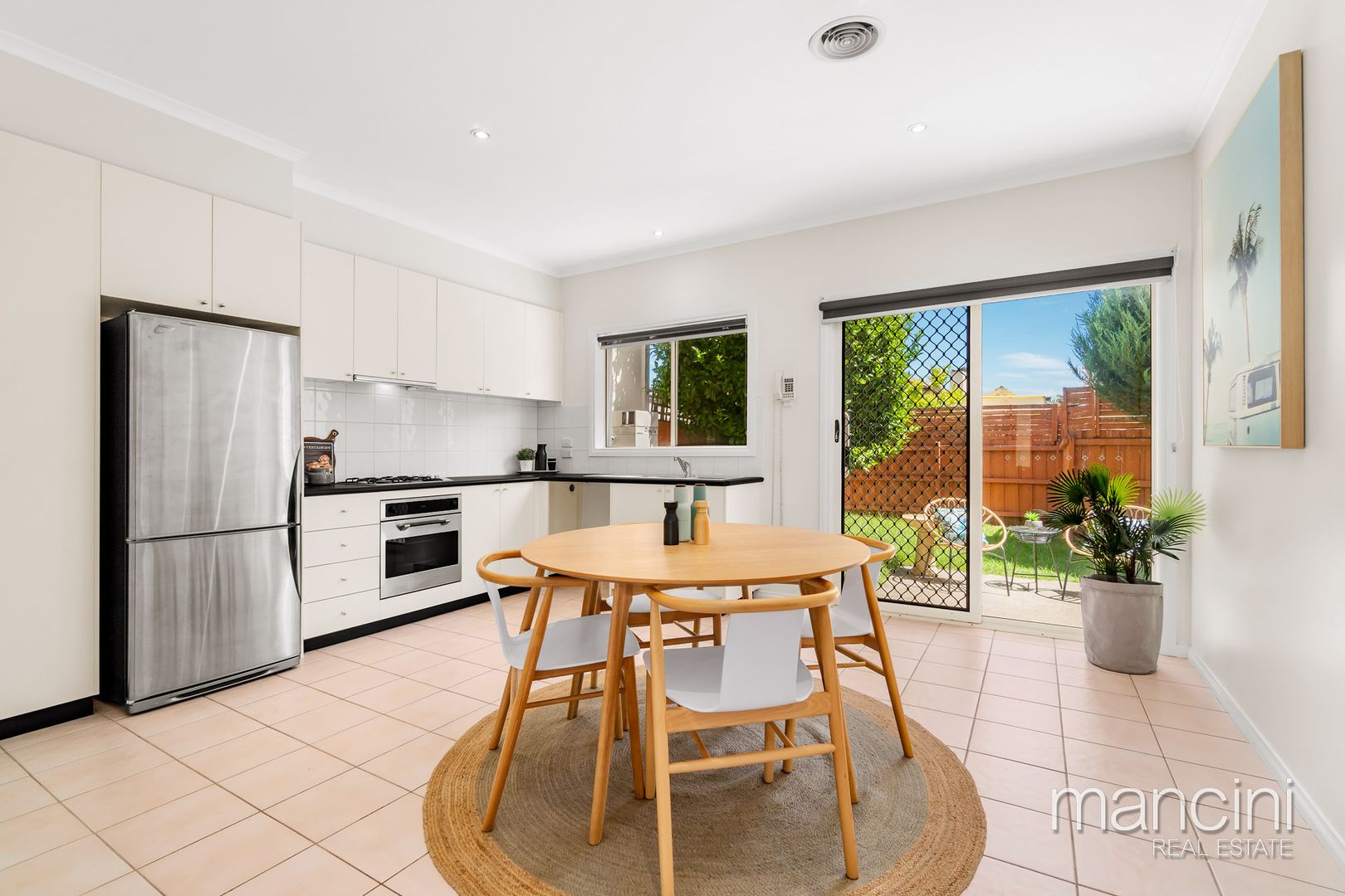 14/11 Harrison Court, Altona Meadows VIC 3028, Image 2