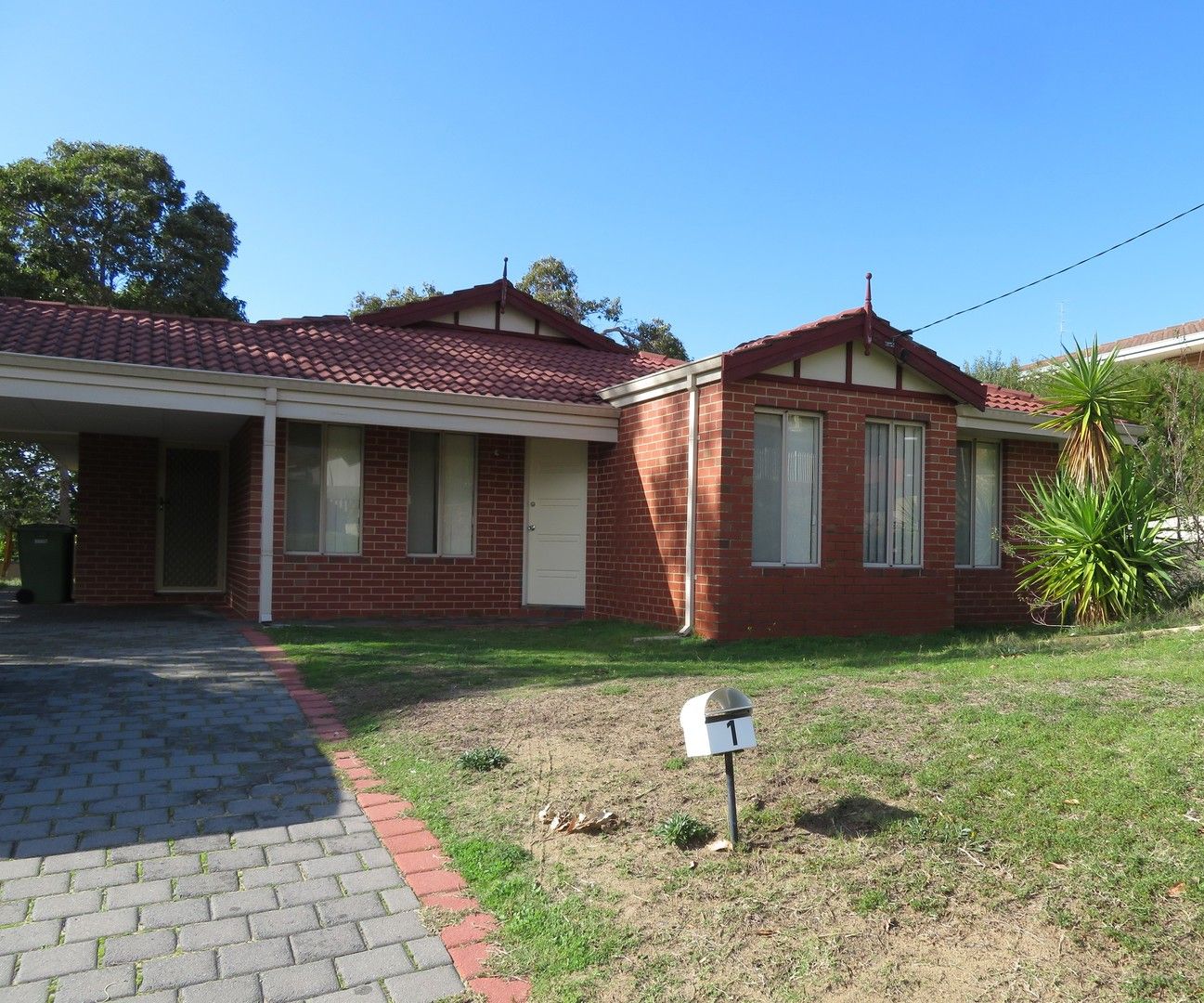 4 bedrooms House in 1 Egret Court AUSTRALIND WA, 6233