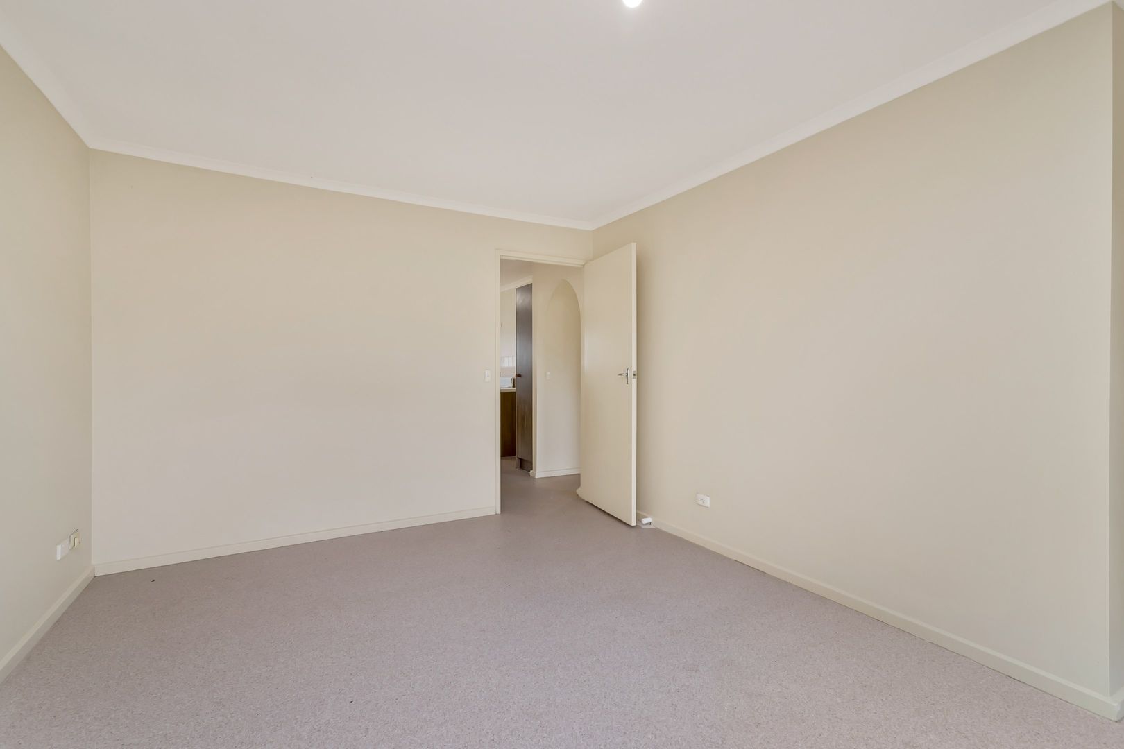 12/10 Hurley Court, Salisbury Downs SA 5108, Image 2