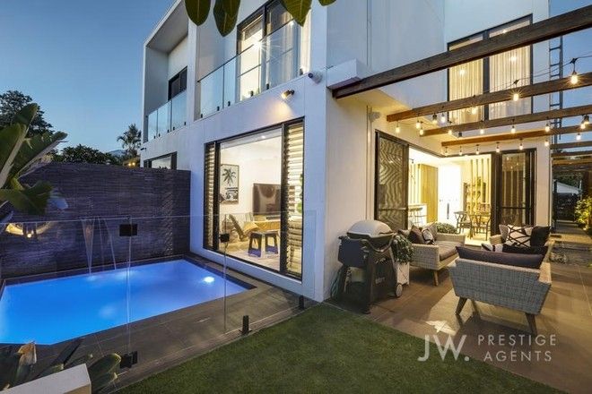 properties for sale in miami qld 4220