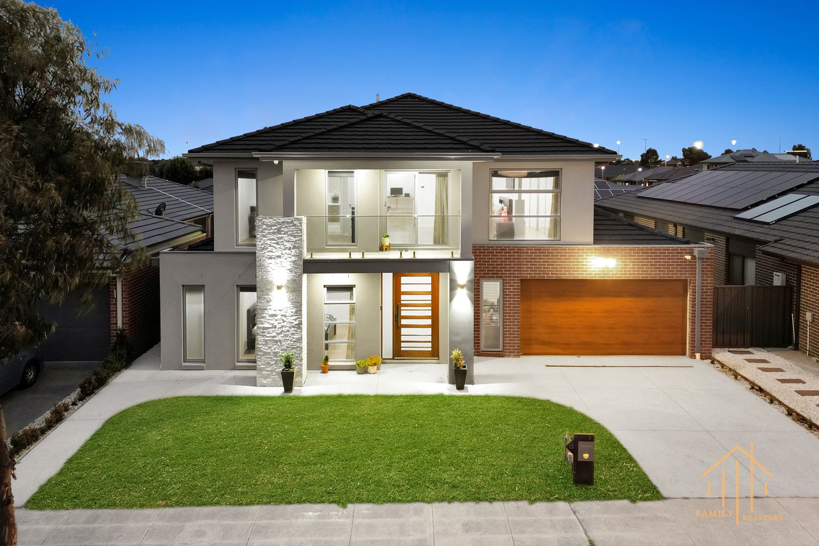 13 Hammersmith Way, Cranbourne East VIC 3977, Image 1