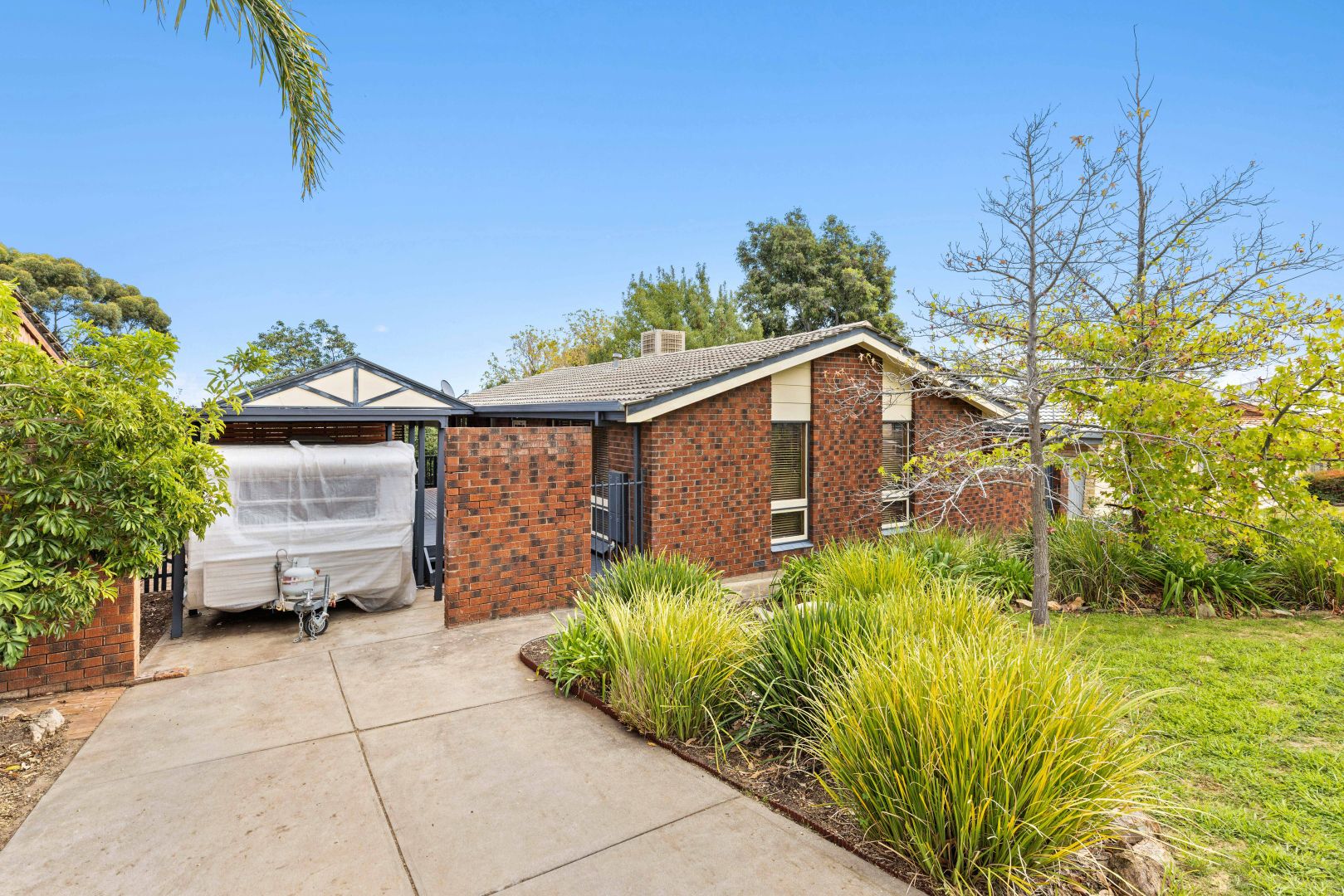 8 Montana Drive, Happy Valley SA 5159, Image 1