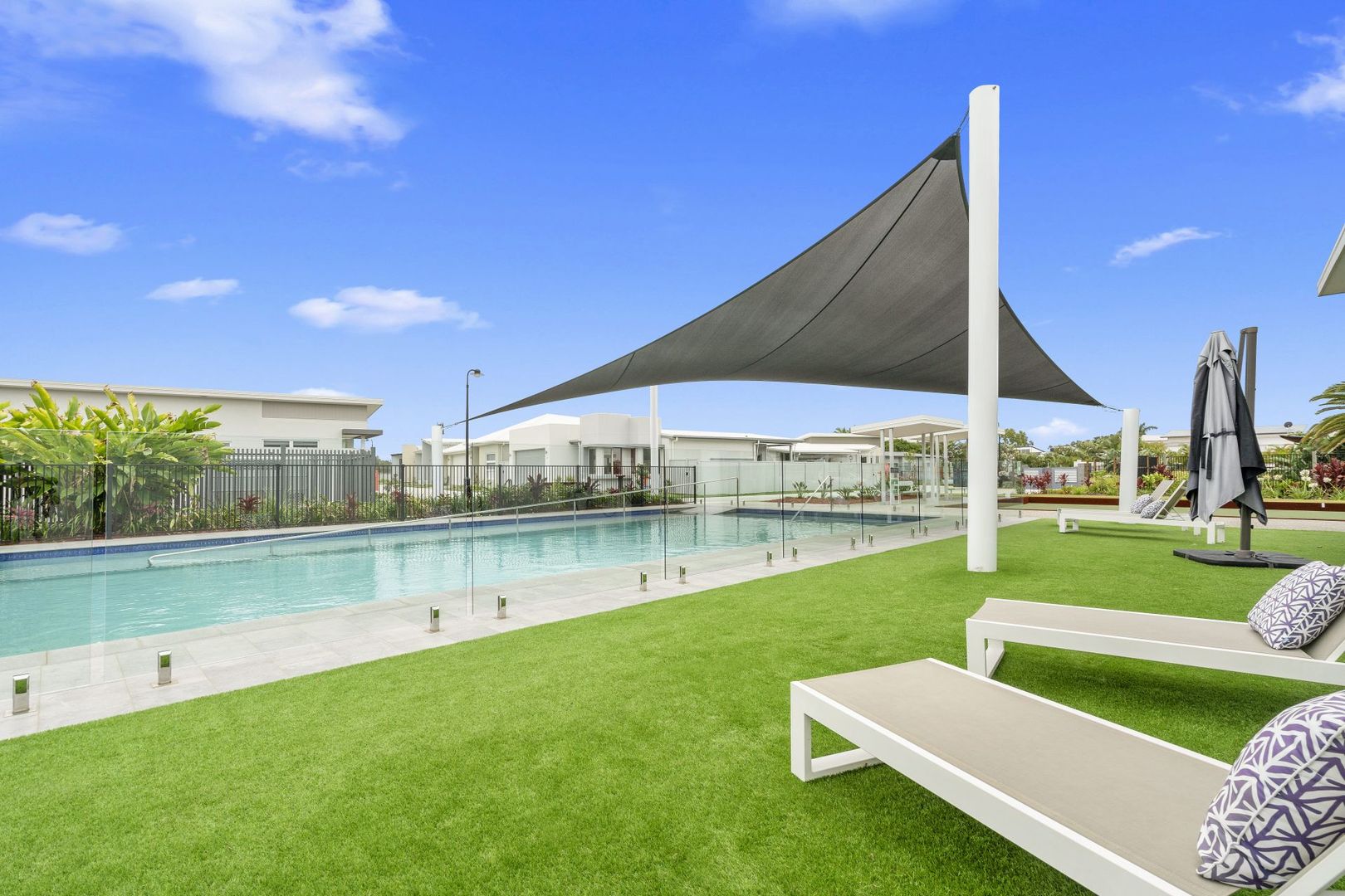 79/2 Spinnaker Drive, Sandstone Point QLD 4511 Domain
