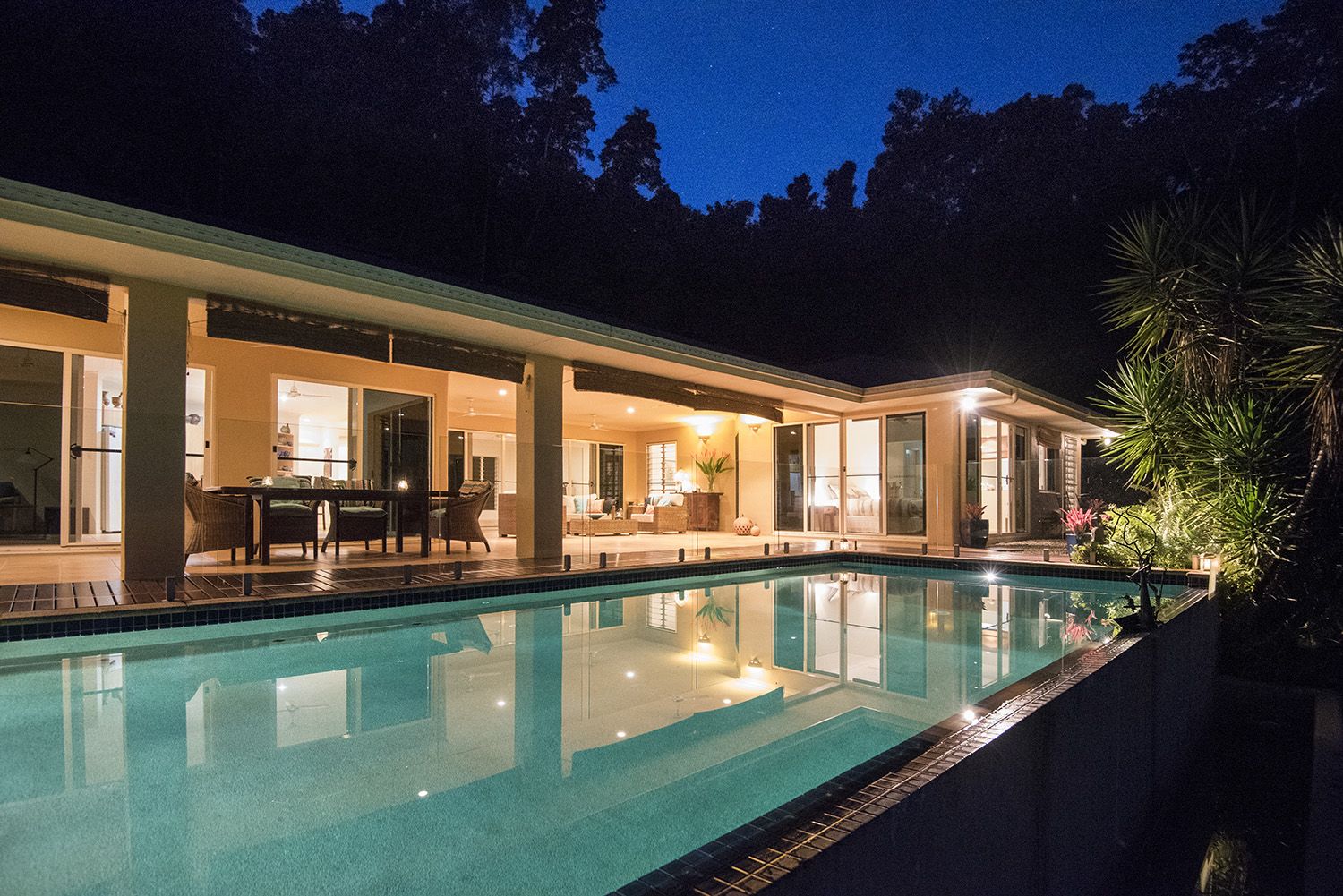 14 Kingfisher Lane, Whyanbeel Property History & Address Research