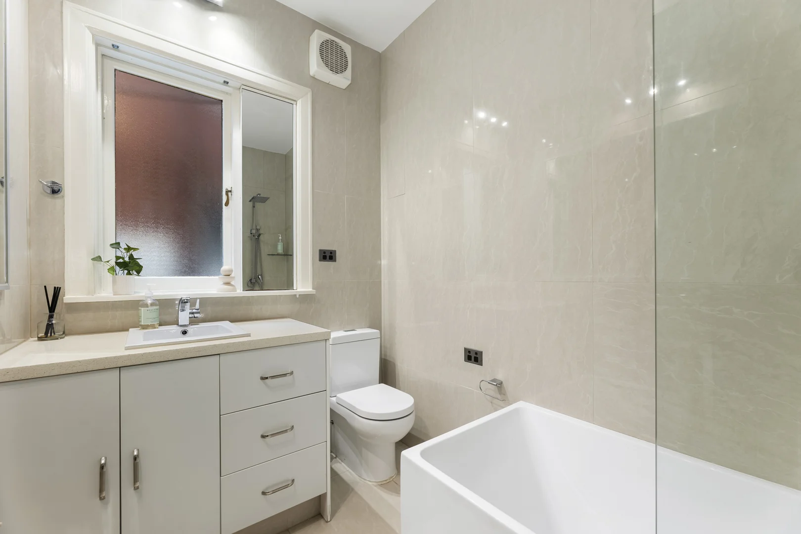 Additional image 8 of 7/32 Queens Road, Melbourne VIC 3004