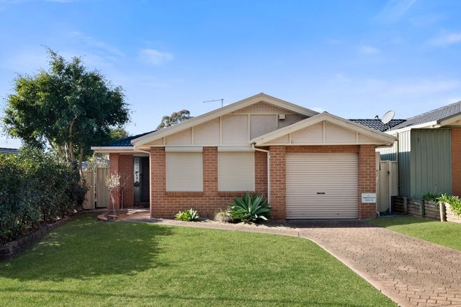 Picture of 25 Gadshill Place, ROSEMEADOW NSW 2560