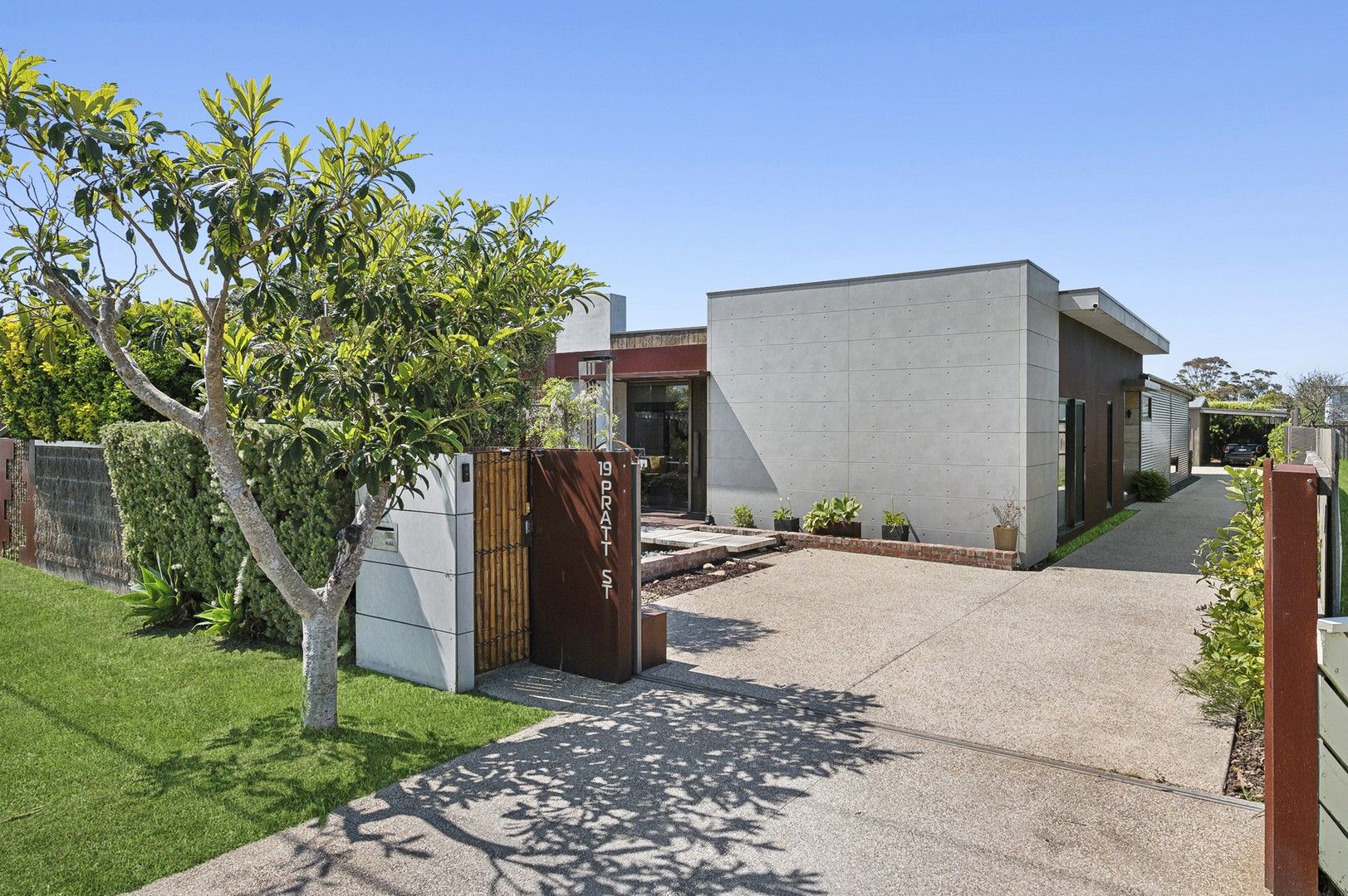 4 bedrooms House in 19 Pratt Street TOOTGAROOK VIC, 3941