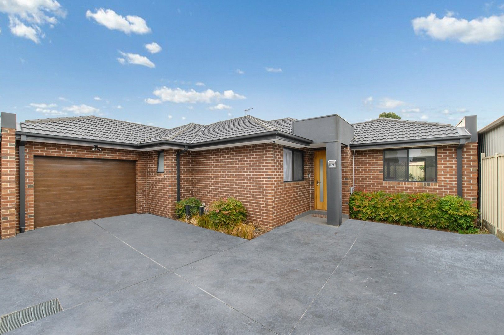 3 bedrooms Apartment / Unit / Flat in 2/24 Apollo Road TAYLORS LAKES VIC, 3038