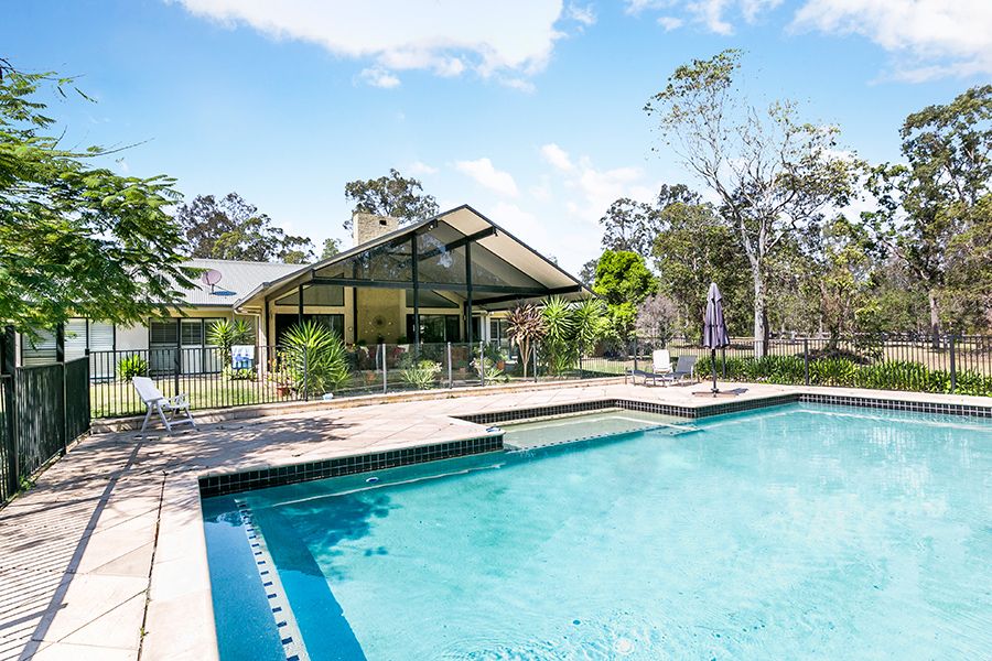 1 Victor Russell Drive, Samford Valley QLD 4520