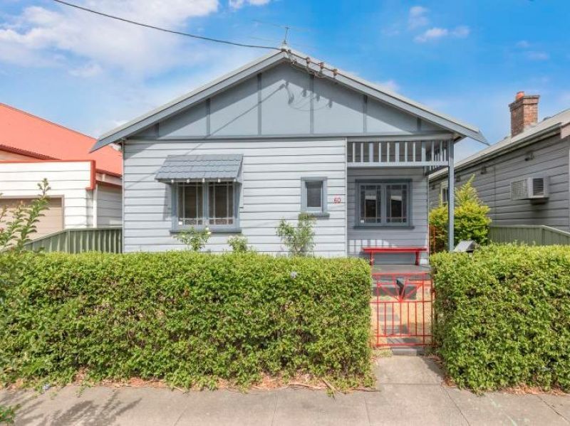 60 Greaves Street, Mayfield East NSW 2304