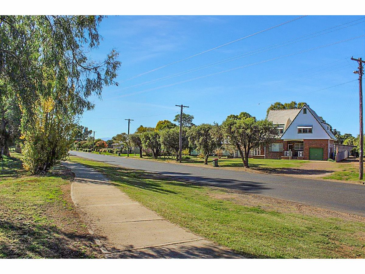 42 Wandobah Road, Gunnedah NSW 2380 Domain