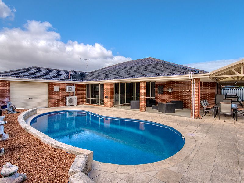 41 Sainte Maxime Avenue, Port Kennedy WA 6172, Image 2