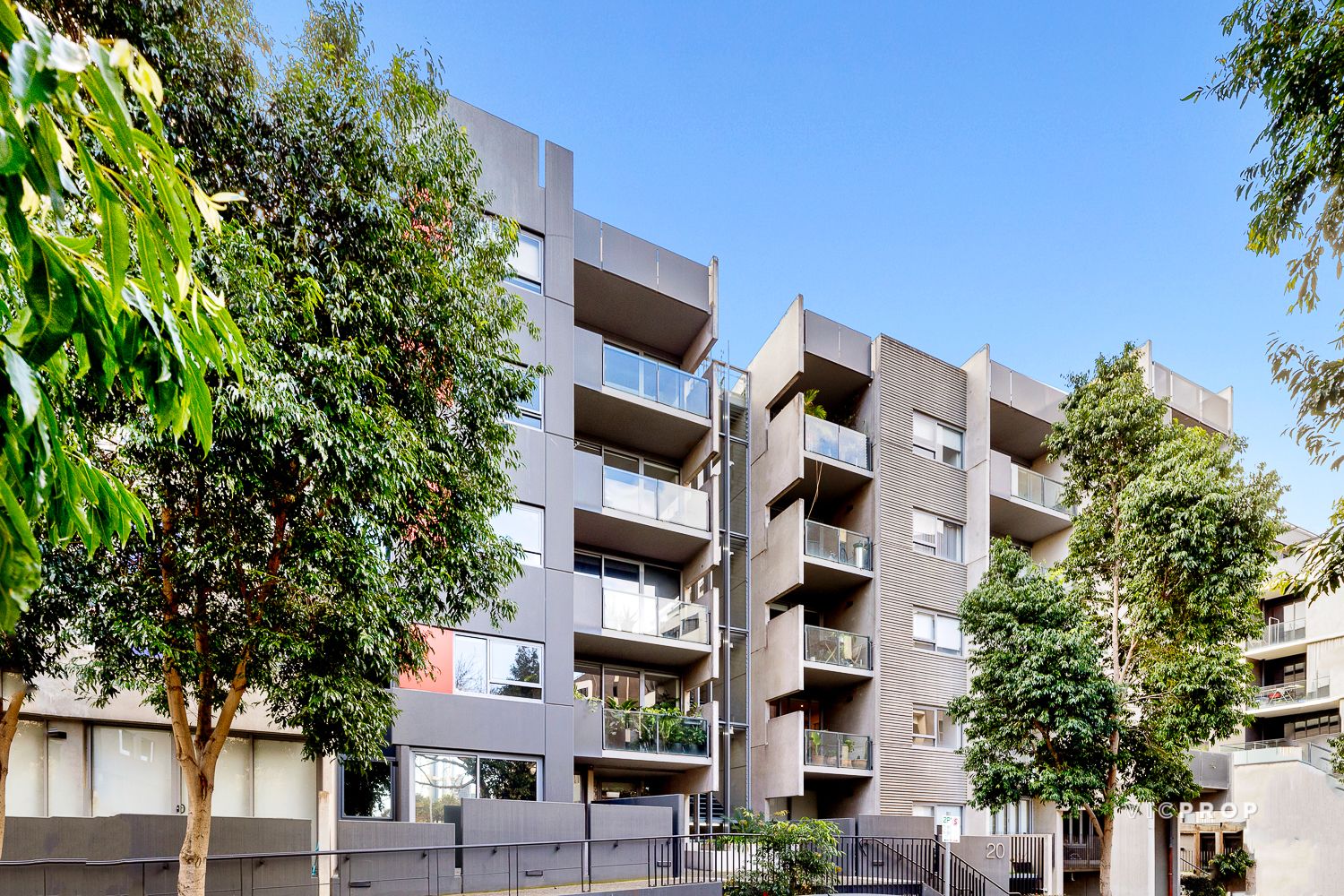 2 bedrooms Apartment / Unit / Flat in 404/20 Reeves Street CARLTON VIC, 3053