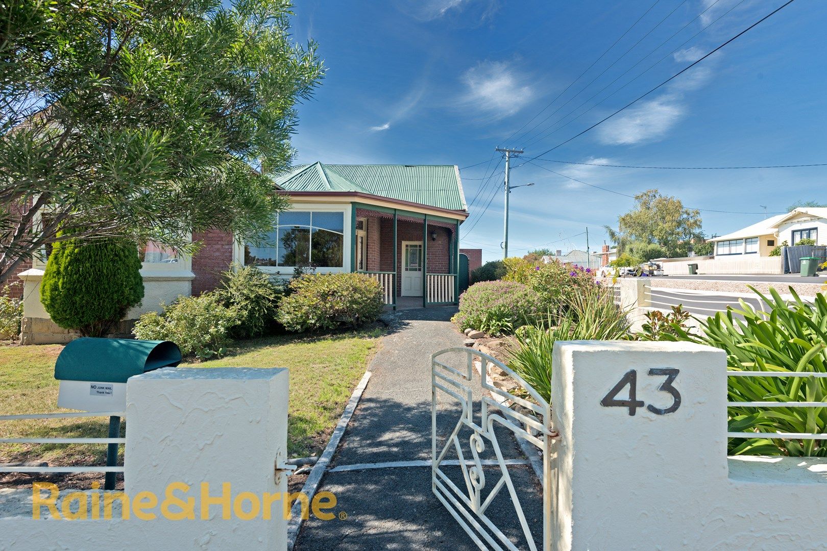 Room 4/43 Carlton Street, New Town TAS 7008, Image 0