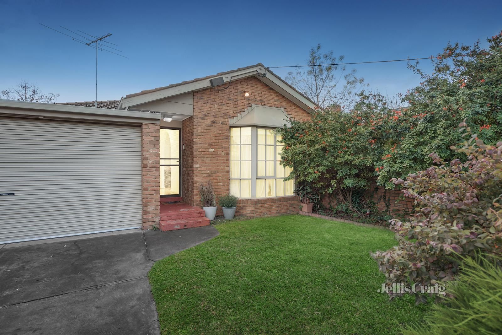 1/17 Elm Grove, McKinnon VIC 3204, Image 0