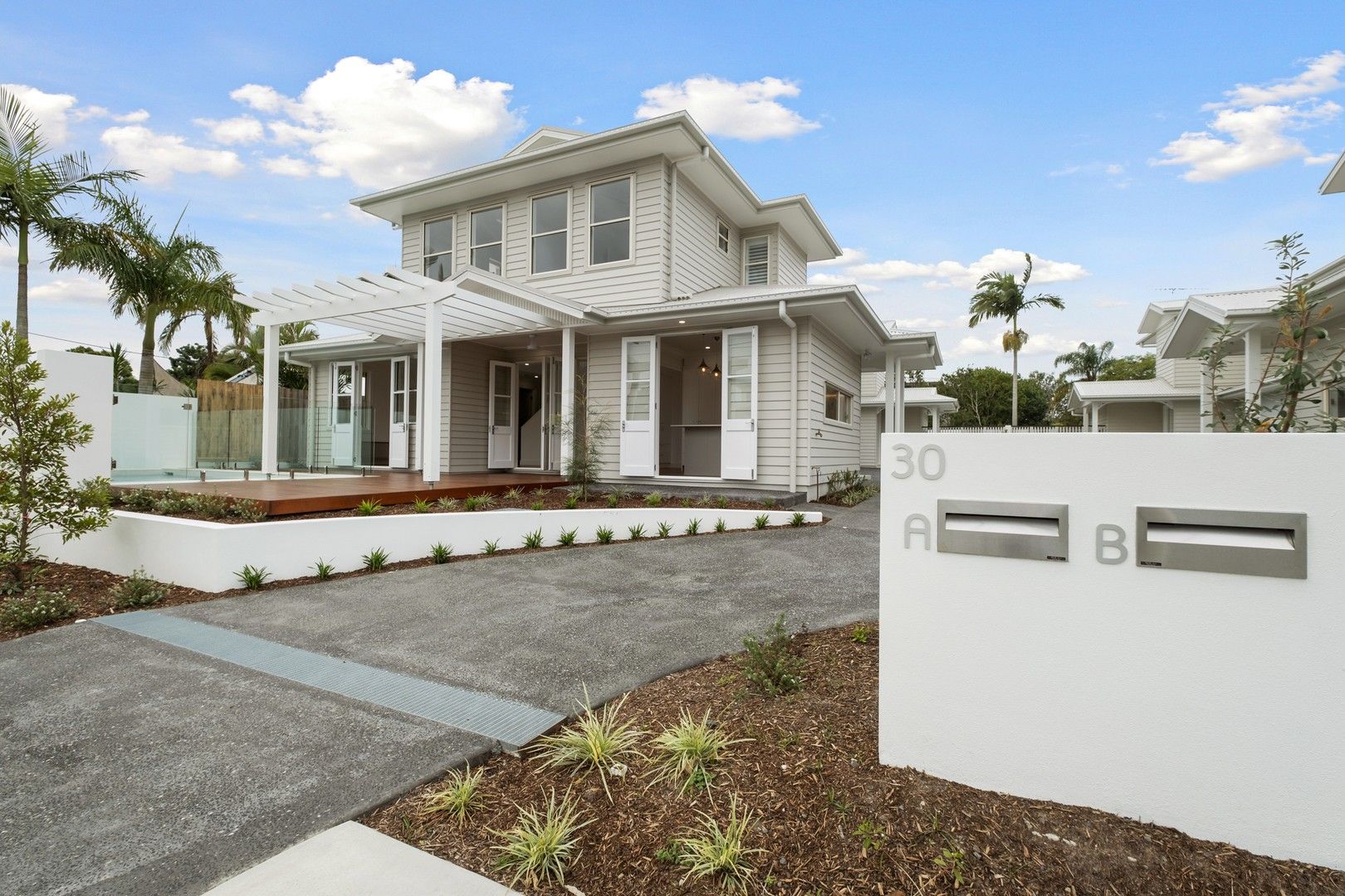 3 bedrooms Apartment / Unit / Flat in 2/30 The Cockleshell NOOSAVILLE QLD, 4566