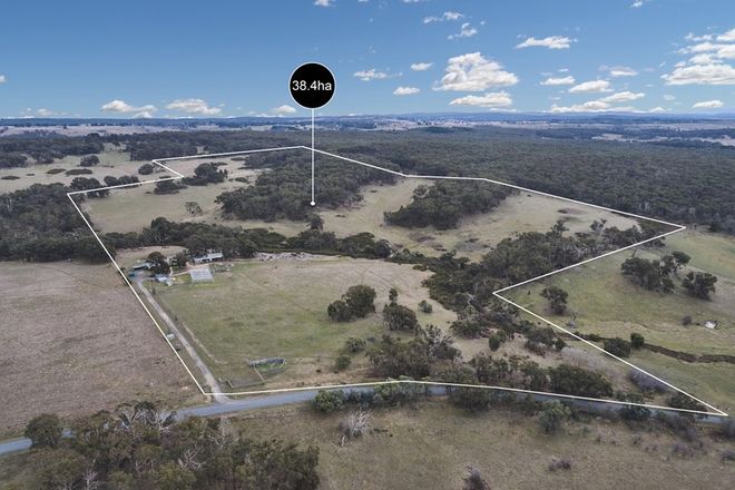 Picture of 40 Honeysuckle Road, LAURISTON VIC 3444