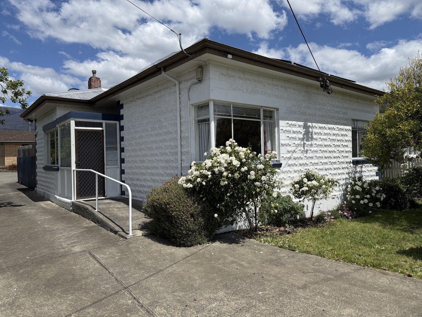 2 bedrooms House in 1/14 Pitcairn Street GLENORCHY TAS, 7010