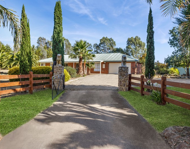 42 Trovatello Way, Riddells Creek VIC 3431