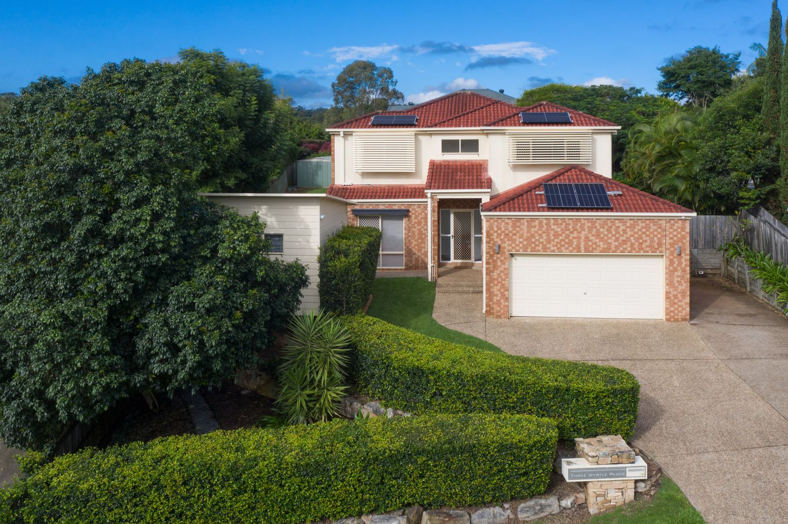 3 Myrtle Place, Albany Creek QLD 4035