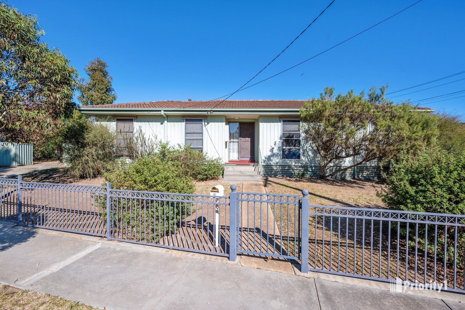 2 Truscott Avenue, California Gully VIC 3556, Image 0