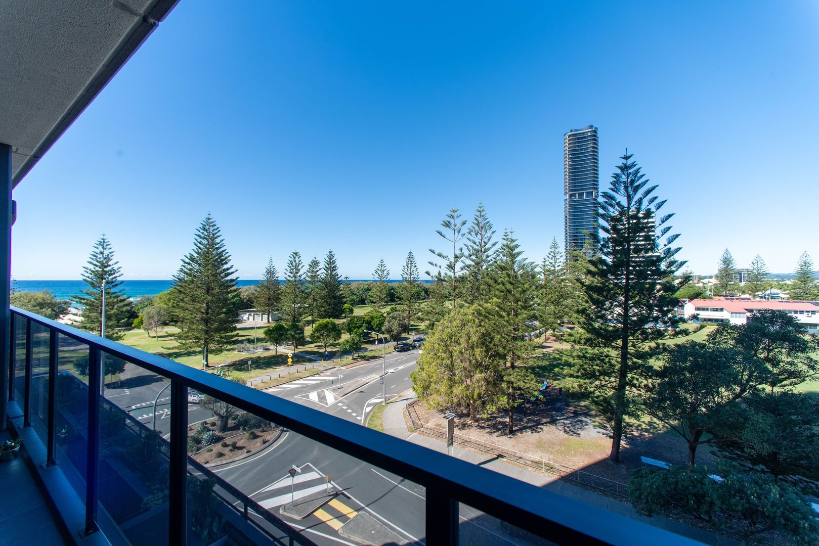 403/185 Old Burleigh Road, Broadbeach QLD 4218, Image 1