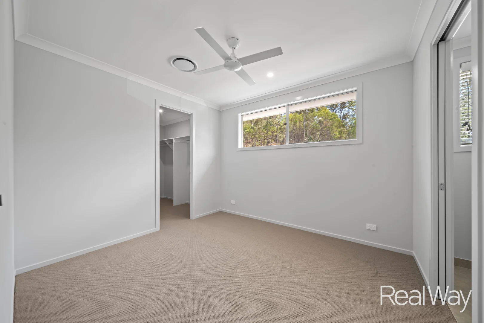 Additional image 13 of 32 Capilano Way, Spring Mountain QLD 4300