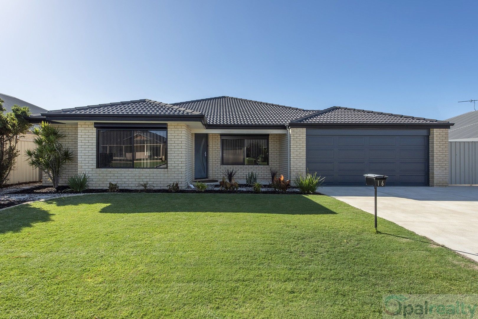 16 Gantheaume Parade, Secret Harbour WA 6173, Image 0