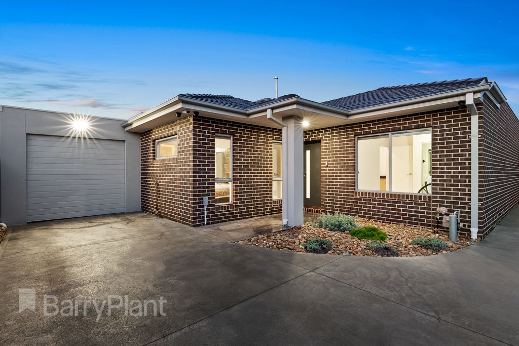 2/20 Thomas Street, St Albans VIC 3021, Image 0