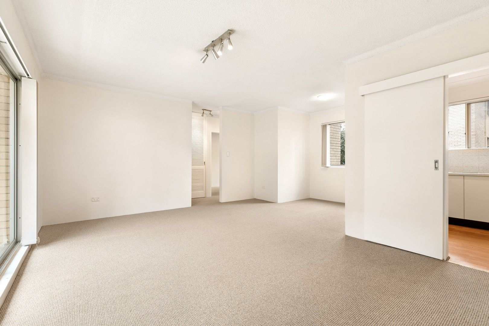 2 bedrooms Apartment / Unit / Flat in 9/6 Lane Cove Road RYDE NSW, 2112