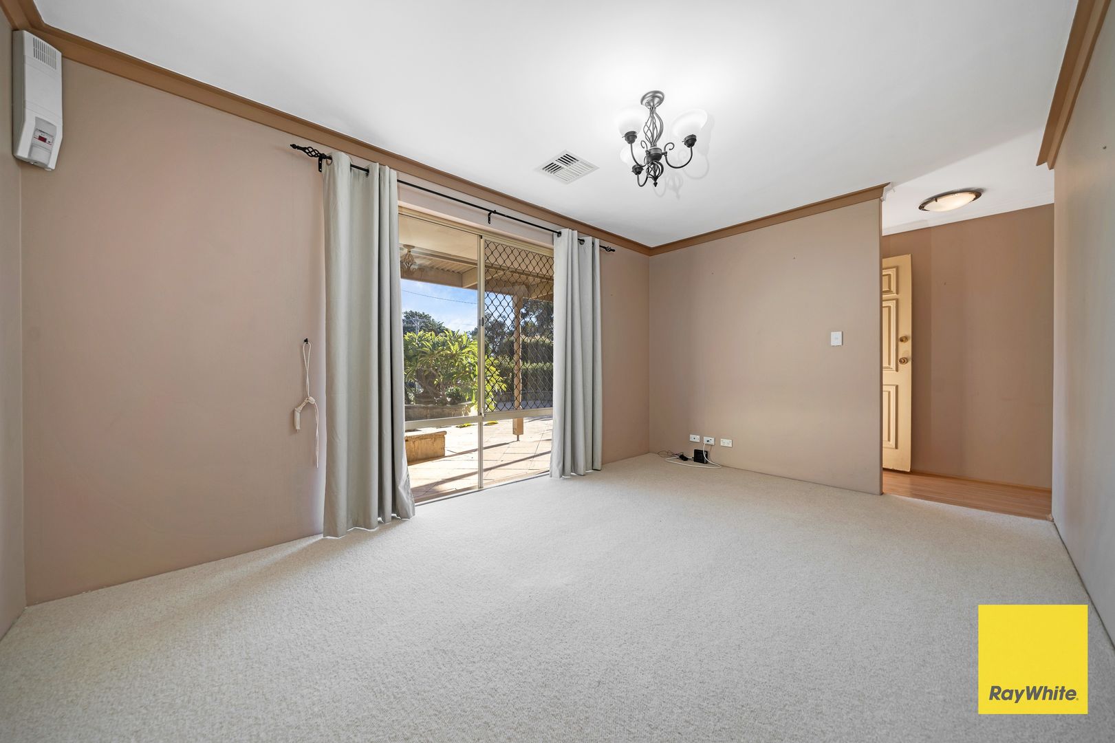 1 Nealie Close, Mirrabooka WA 6061, Image 2