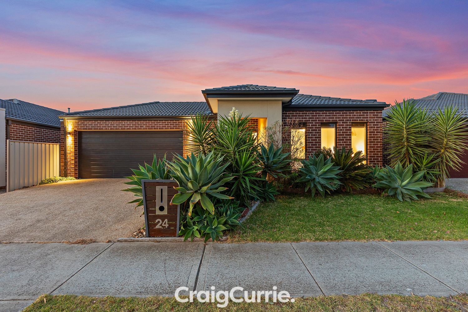 4 bedrooms House in 24 Isabel Street PAKENHAM VIC, 3810