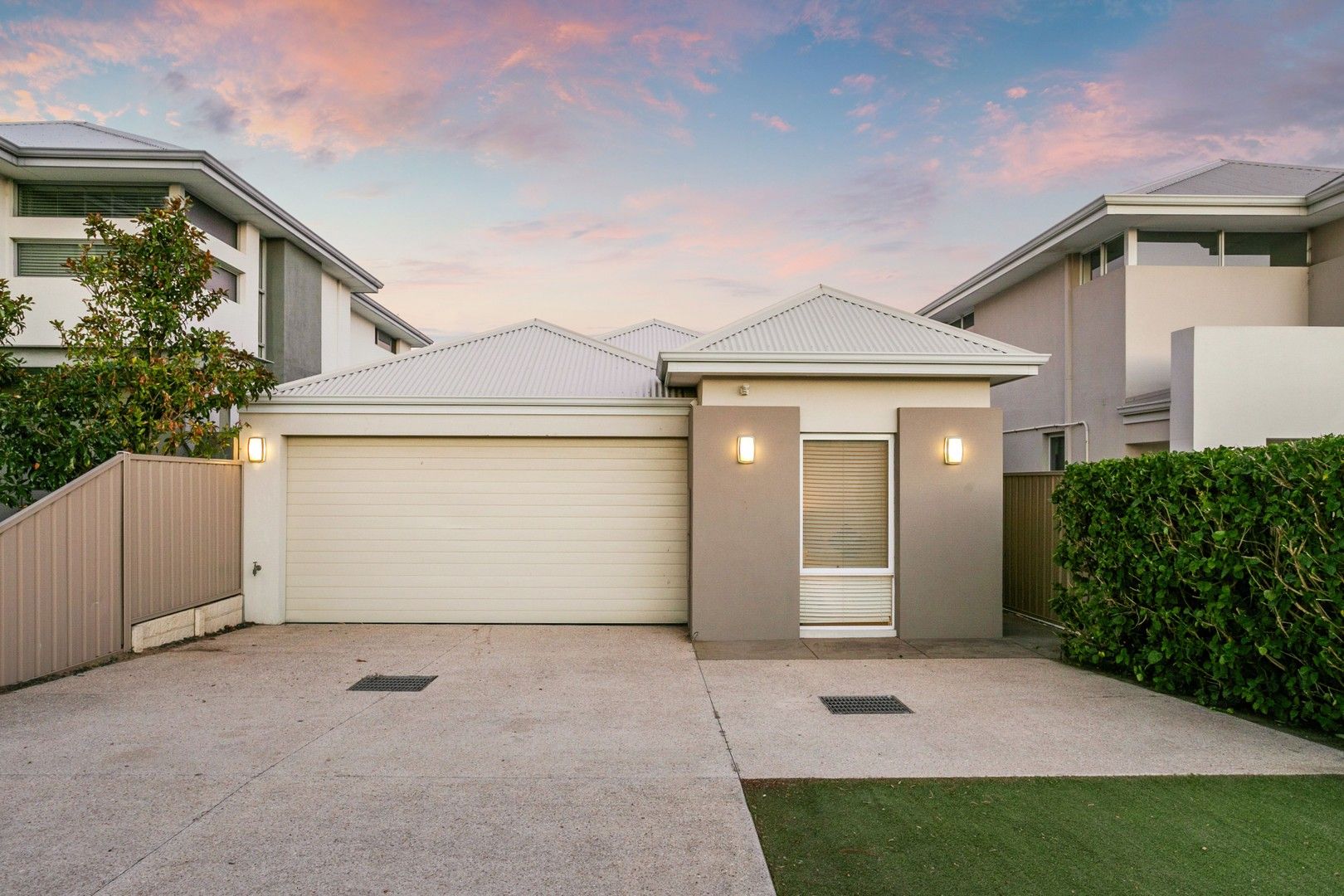 4 bedrooms House in 228B Riseley Street BOORAGOON WA, 6154