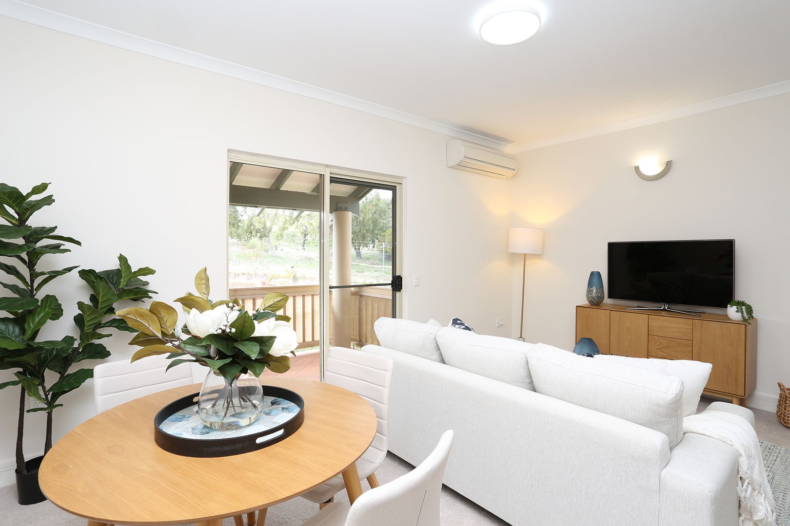 230/60 Kalinda Drive, City Beach WA 6015, Image 2